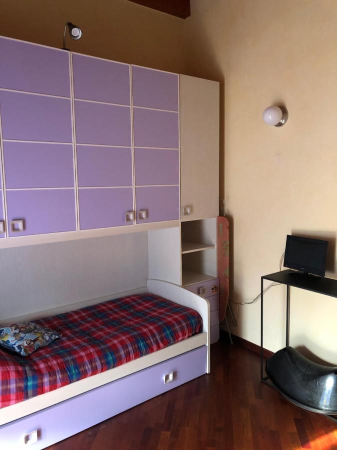 Wake Surf House Bed & Breakfast Sulzano Luaran gambar