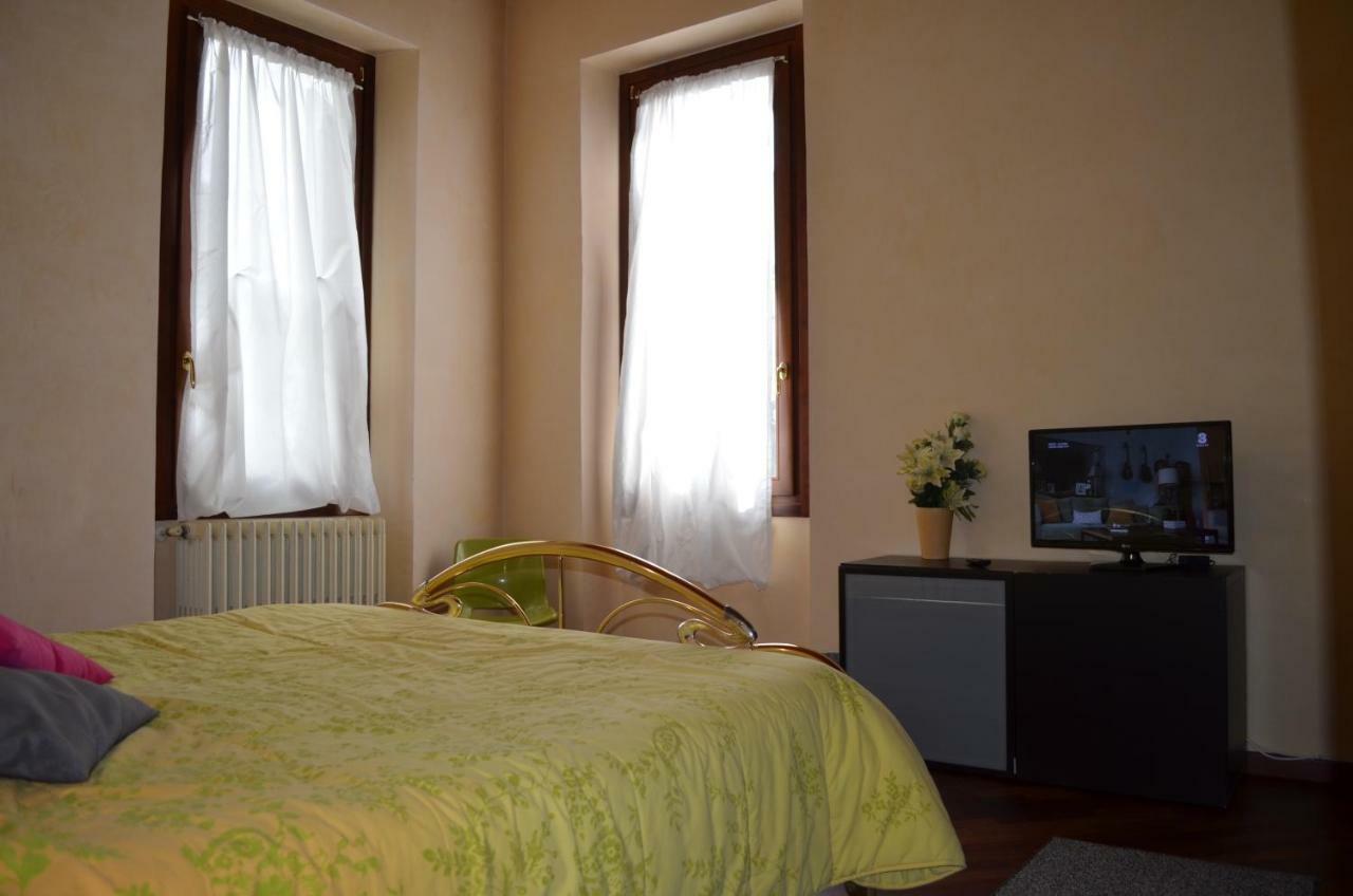 Wake Surf House Bed & Breakfast Sulzano Luaran gambar