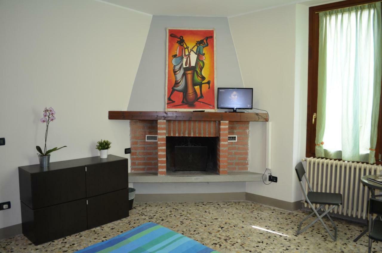 Wake Surf House Bed & Breakfast Sulzano Luaran gambar